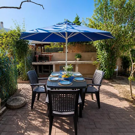 Seafront In Cala Di Seta Privatebeach & Bbq Calasetta